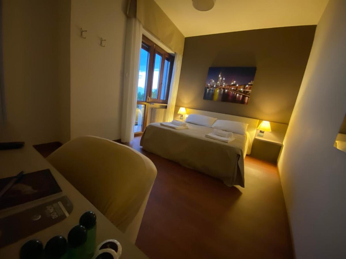 Hotel Lido Bollengo Esterno foto