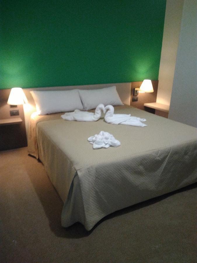 Hotel Lido Bollengo Esterno foto